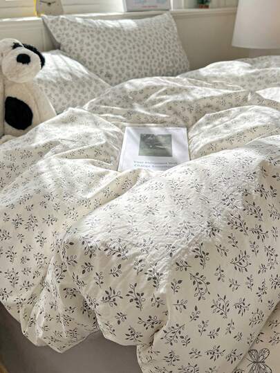 Grey Fresh Ditsy Floral 4-Piece Bedding Set, French Country Style Bedding Set, Breathable Soft All-Season Bedding Set Including 1 Duvet Cover, 1 Bed Sheet, 2 Pillowcases, No Filling, Suitable For Bedroom, Dorm, Home Use, Multiple Size Options, Back To School Dorm Decor College Decor