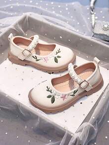 1 par de zapatos bordados estilo chino para niñas, zapatos vintage adecuados para uso diario, actuaciones, combinar con hanfu, para niños de 3 a 12 años - Beis - Ver 4