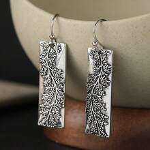 Women's Vintage Leaf Pattern Earrings, Artistic & Relaxed Style, Casual Retro Vibe; Easy To Pair For Daily Commute, Friends Gathering, Travel & Vacation - Silver - View 5