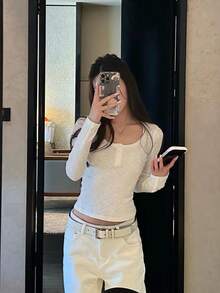 女款U領修身顯瘦長袖打底T恤，2026年秋季新款 - 白色 - 查看 6