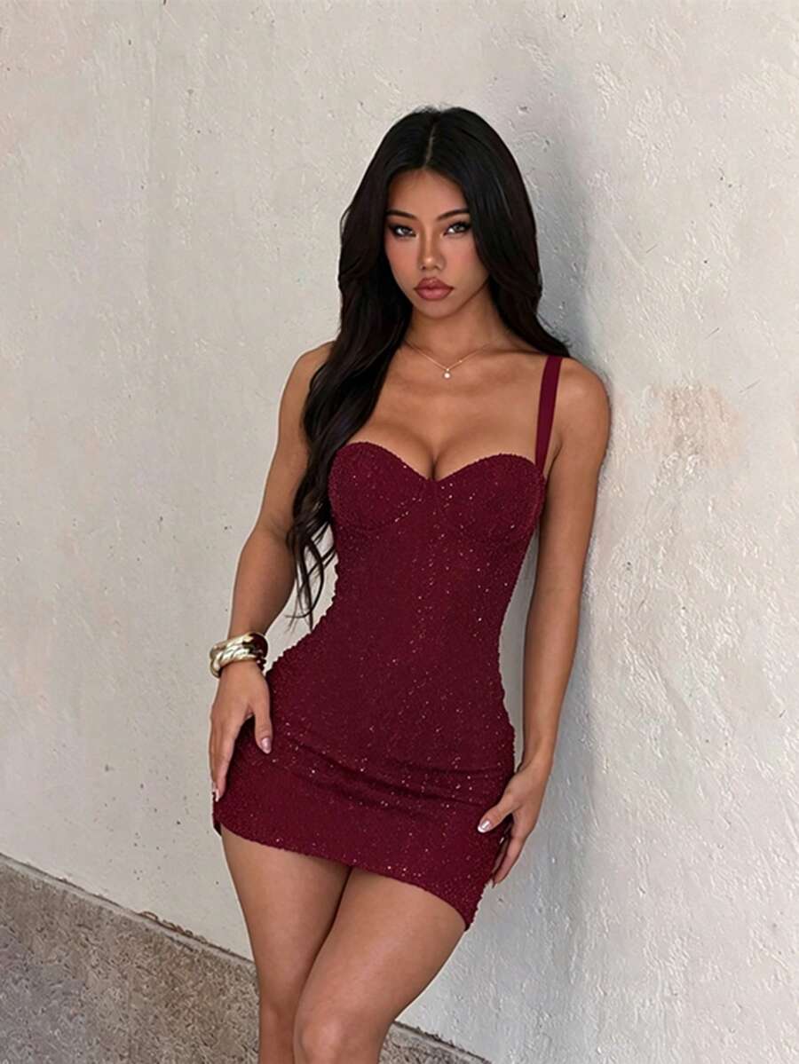Women's Textured Spaghetti Strap Dress For Autumn, Flattering Chest Design, Suitable For Parties, Gatherings, Travel, Vacation, Beach - Burgundy - View 1