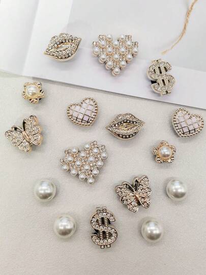 16PCS Golden Butterfly Flower Resin Shoe Charms Accessories Rhinestone Heart Dollar Lips Clog Shoes Buckles DIY Decorations Faux Pearls Shoe Clips