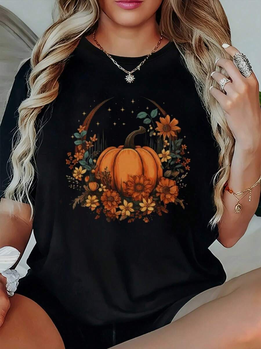 Women's Oversized Round-Neck T-Shirt With An Autumnal Pumpkin Flower Wreath Design, Graphic T-Shirt With A Loose Fit. KQYL - Black - View 1