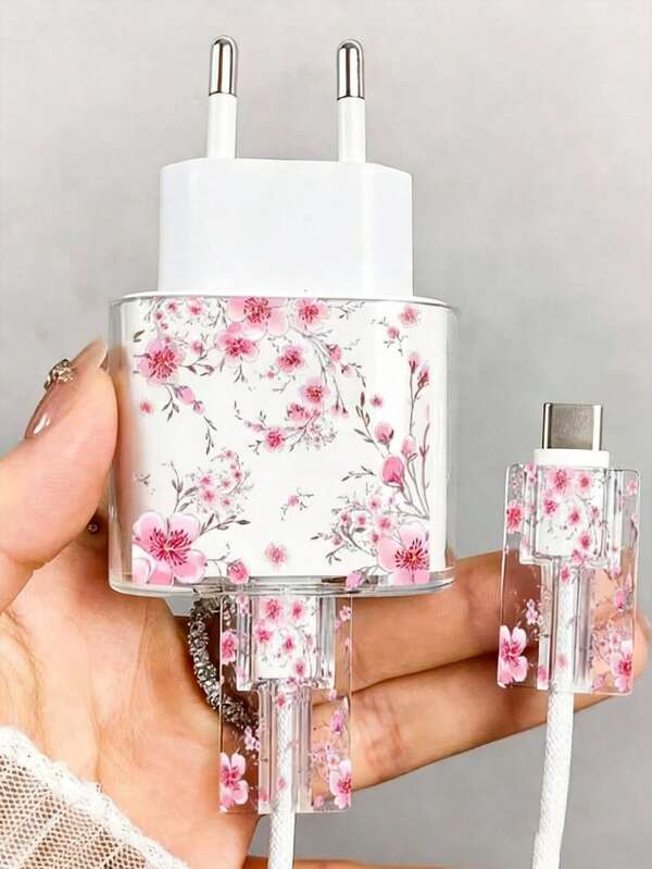 1 Set Étui de protection transparent pour chargeur avec fleurs de cerisier rose/pompons/nœud (compatible 20W), compatible avec adaptateur européen 13/14/15, ensemble de protection pour chargeur 20W avec câble, coque de protection transparente et protecteur de câble, étui de protection pour chargeur fleurs de cerisier/pompons, protecteur de prise EU transparent, protecteur de câble, accessoires de chargeur