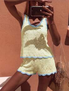 女款春夏新款極簡風度假風高端簡約海灘度假套裝，黑色波浪領鏤空性感背心上衣與修身性感背心，撞色設計，無袖針織上衣兩件套，美學風格 - 淡黃色 - 查看 4