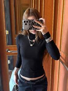 Atasan Dalaman Lengan Panjang Leher Bulat Minimalis Premium Gaya Seksi Musim Gugur/Dingin, Pullover Fleece Nyaman untuk Wanita Warna Hitam Musim Gugur - Hitam - View 5
