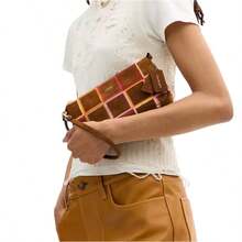 Coach Women's Nolita 19 Bag - 暖棕色/日落 - 查看 3