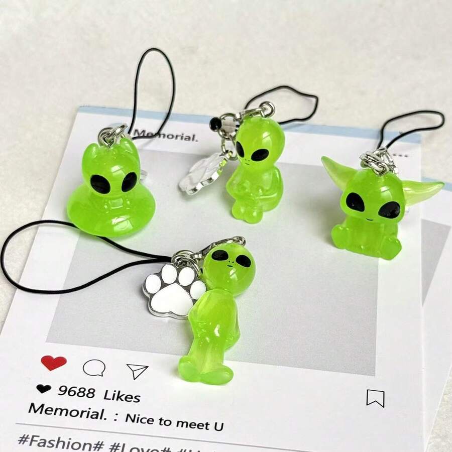 1 buah Gantungan Ponsel Alien Bercahaya dalam Gelap, Dekorasi Baru Halloween, Aksesori Ponsel Kamera CCD