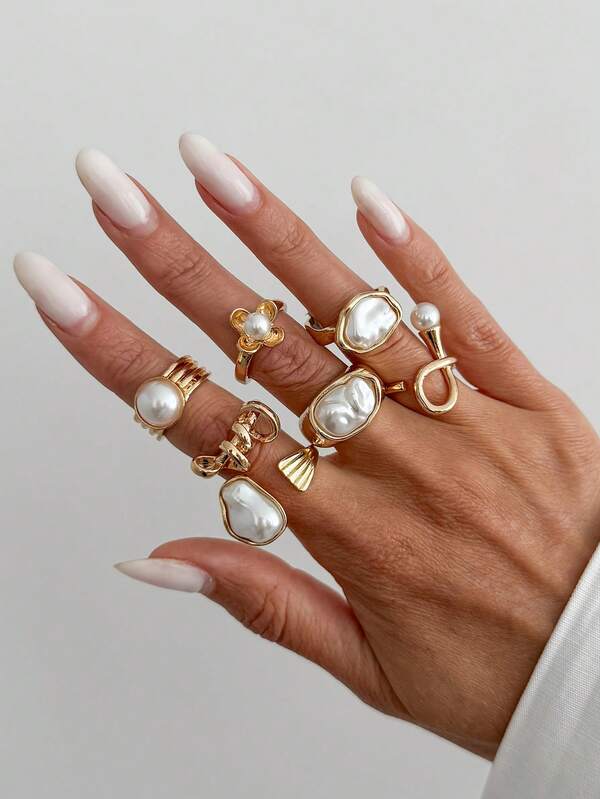 Set 7 buah Cincin Asimetris Barok dengan Mutiara Imitasi Berbentuk Bunga Bertekstur, Berbagai Gaya Cincin Lebar yang Dapat Disesuaikan dan Dapat Ditumpuk, Aksesori dengan Nuansa Vintage yang Lembut, Cocok untuk Pakaian Bermotif Bunga Saat Bepergian, dan untuk Pemakaian Sehari-hari Anak Perempuan