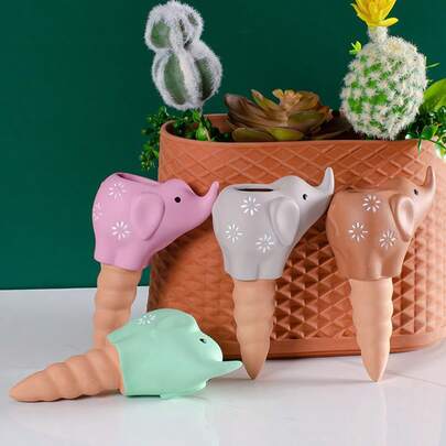 4 piezas Dispositivo creativo de filtración de agua de cerámica roja con forma de elefante lindo, dispositivo de riego automático de arcilla roja con forma de animal adorable, herramienta de riego para jardinería al aire libre con decoración de persona relajada