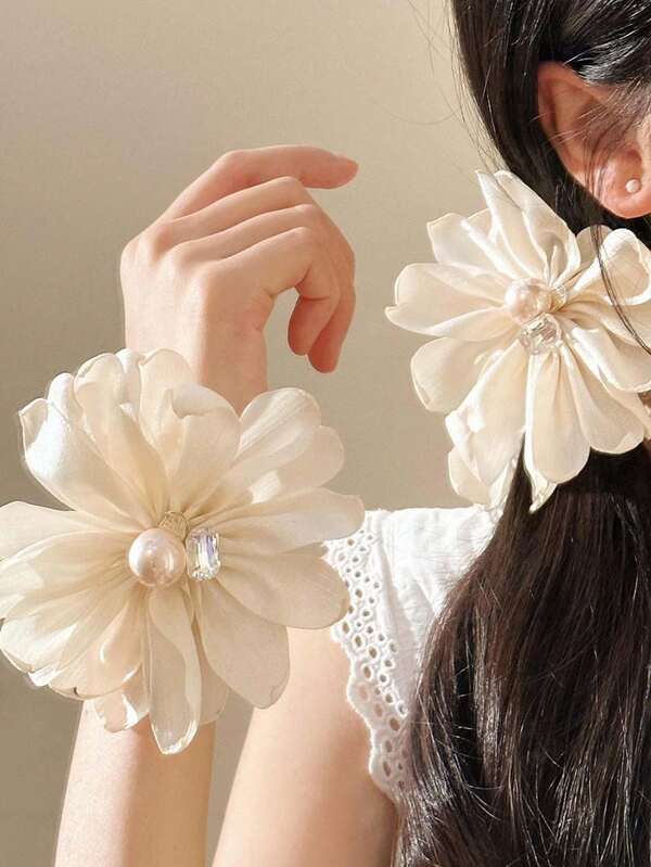 1pc Korean Style Gentle White Flower Pearl Scrunchie, High-End Elegant Ponytail Elastic Pearl Hair Tie, White Flower Hair Scrunchie