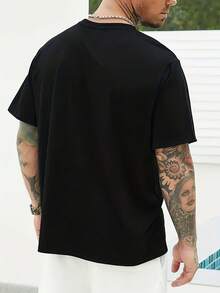 Men T-Shirts - Hitam - View 5