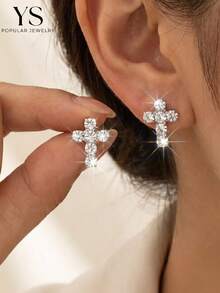1 Pasang Anting Tusuk Salib Kristal Wanita - Perak - View 2