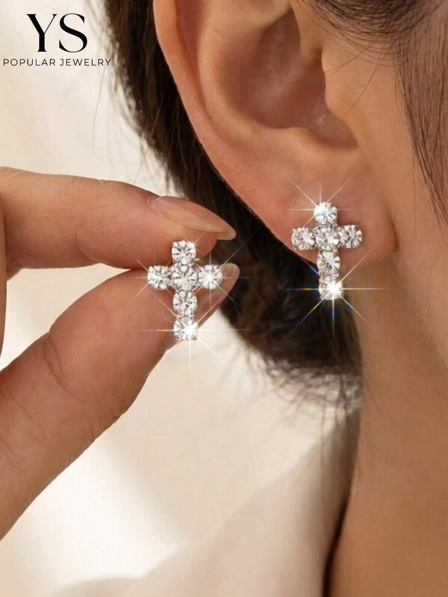 1 Pasang Anting Tusuk Salib Kristal Wanita