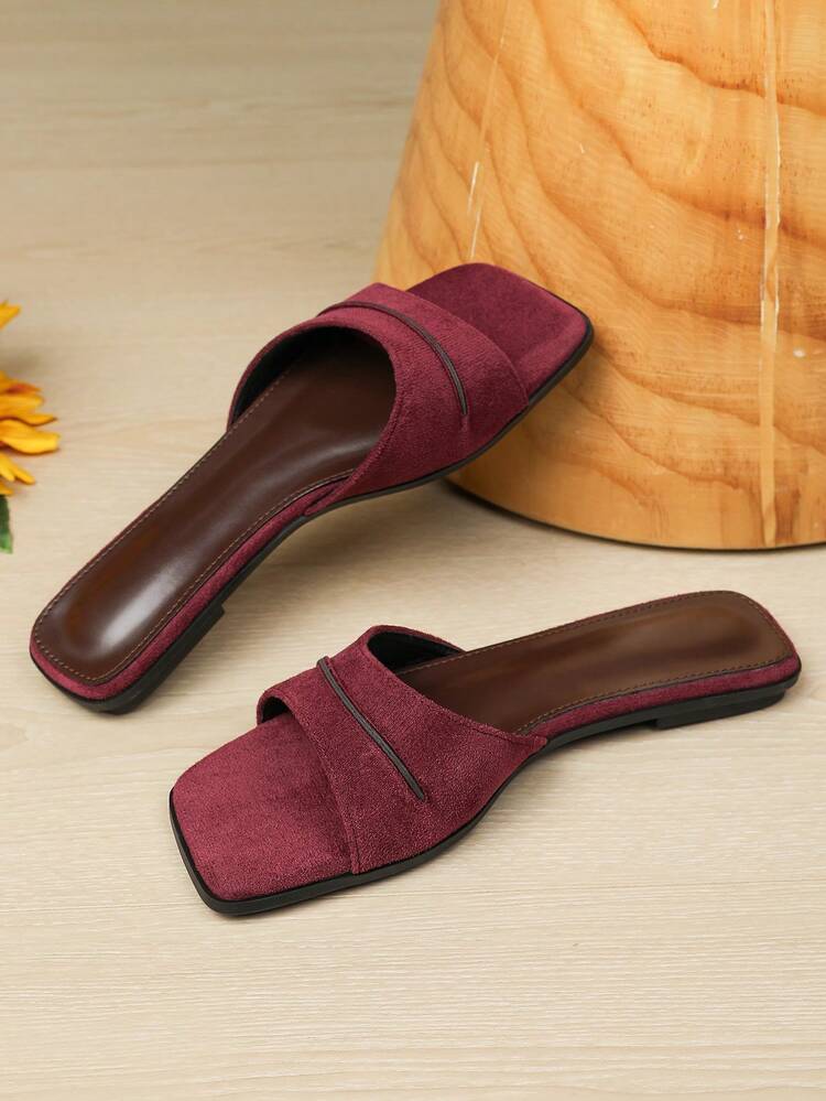 Women's Flat Sandals 2026 Spring/Summer New Versatile Soft Sole Beach Slippers Fashion Roman Sandals Plus Size Women's Shoes 41-43 - Burgundy - View 5