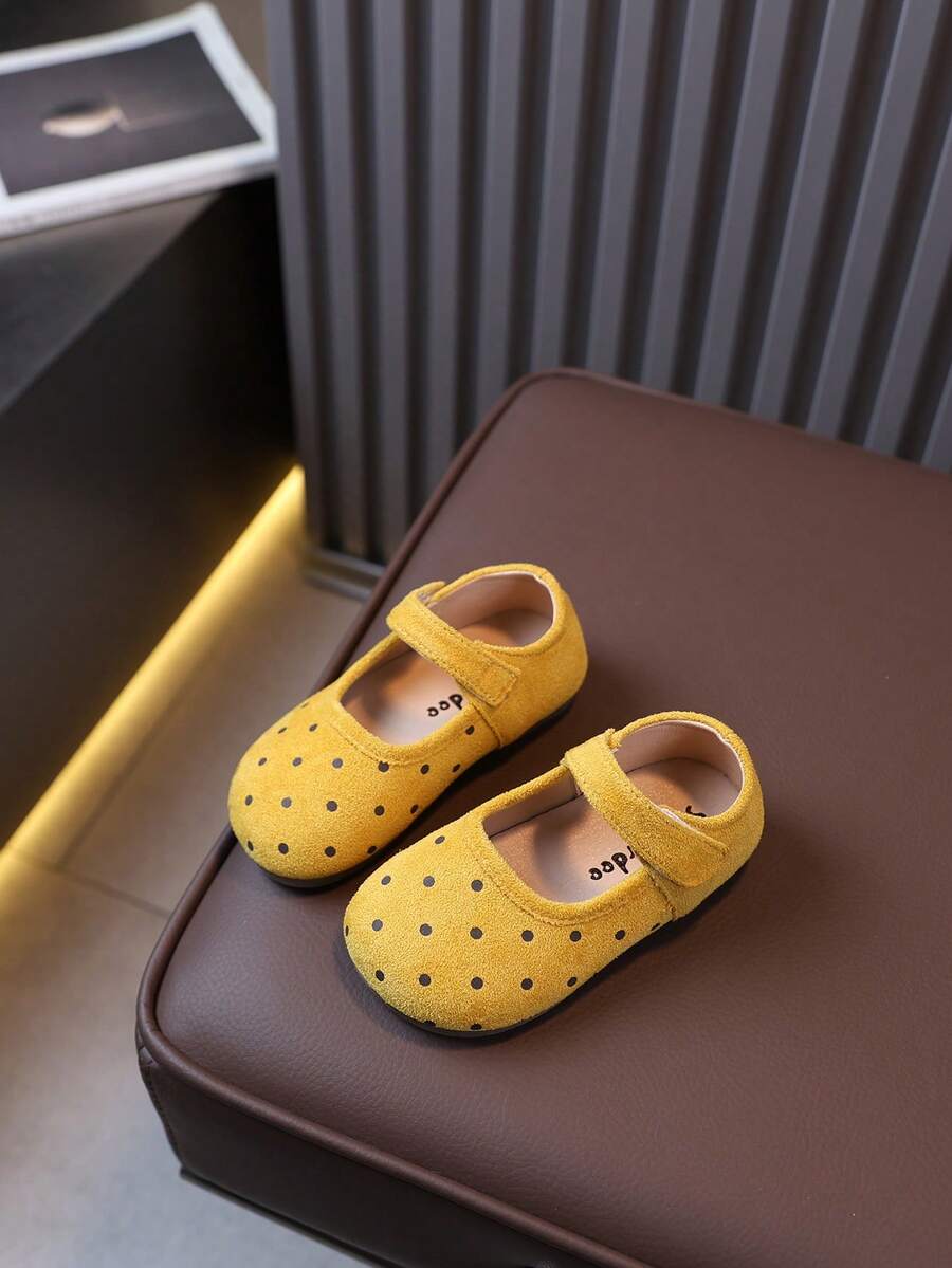 New Girls' Minimalist Retro Polka Dot Decor Lightweight Anti-Slip Soft Flat Shoes, Casual Versatile Protective Walking Shoes For Toddlers - Yellow - View 1
