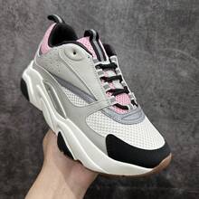 B22 Grau Rosa Schwarz