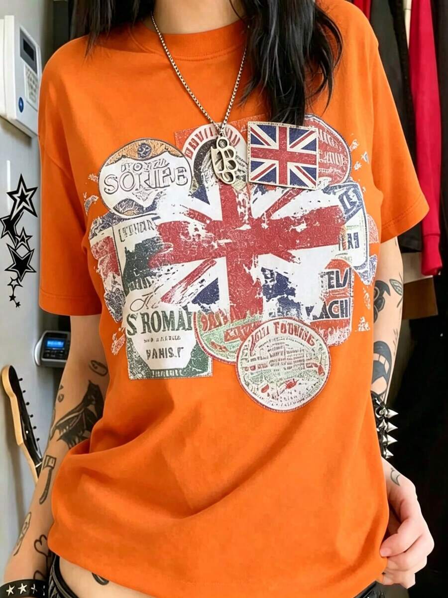 Vintage Union Jack Stamp Collage Oversized Tee, 100% Cotton Breathable, Street Style Casual Wear, Great Gift For Travel & Retro Fashion Lovers - 橘色 - 查看 1