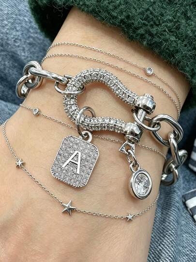 1pc Silver Elegant Letter Pendant Women's Bracelet, Horseshoe Clasp, Single Diamond Pendant, Luxury Gift Jewelry For Women