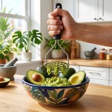 Espremedor E Amassador Manual Para Batata Mandioca E Feijão Em Aço Inoxidável Durável - Preto - Visão 2
