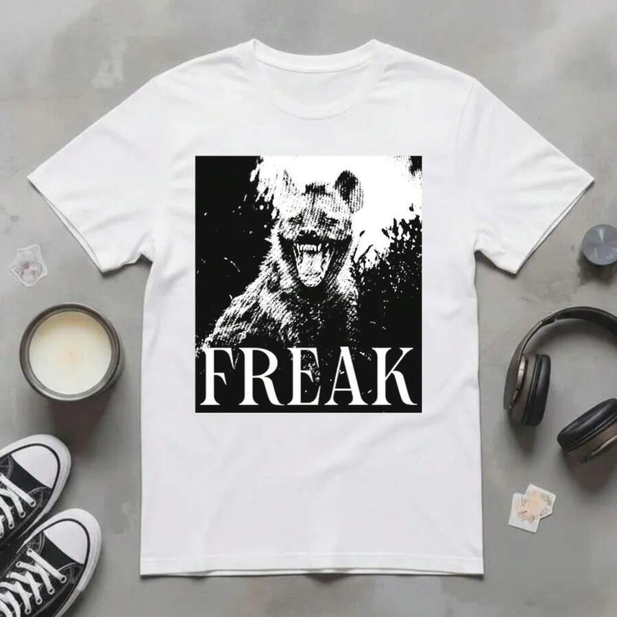 Camiseta FREAK con Gráfico de Oso | Estampado Animal Monocromático Estilo Grunge - Blanco - Ver 1