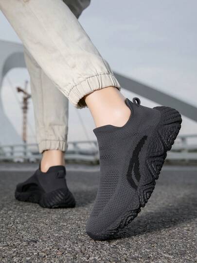 Men's Round Toe Thick Sole Running Shoes, Fashionable Comfortable Casual Shoes, Versatile Sports Shoes, Slip-On Sock Shoes, No Lace Slouchy Shoes
