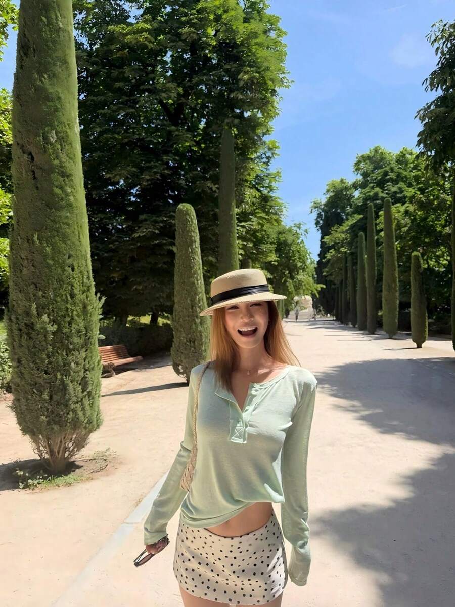 Women's Mint Green Long Sleeve Crew Neck Top, Slightly Elastic Fabric, Casual Regular Fit Henley Neck T-Shirt, Suitable For Spring Wear, Fashionable Tennis Style - Mint Green - View 1