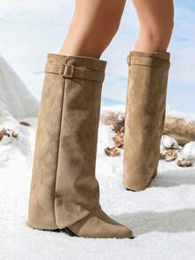 Autumn/Winter New Slouchy Khaki Wide Shaft High Tube Boots For Women, Pointed Toe Low Heel Buckle Ruched Stacked Shaft Boots, Commute And Street Wear Versatile Style - Khaki - View 5