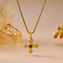 Colar de Corrente Grossa em Aço Inoxidável Banhado a Ouro 18K com Pingente de Cruz em Pedra Natural Fashion - Multicolorido - Visão 6