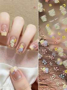 1 Peça Adesivos de Unha com Linha de Bordado de Primavera 7*8cm, Padrão Listrado Branco Creme com Pequenas Flores Amarelas e Rosas, Design em Relevo 3D de Lua e Estrelas, Flexível e Transparente com Dorso Autoadesivo, Adequado para Unhas Curtas e Longas, Material de Decoração de Arte de Unhas DIY Fresco e Suave - Multicolorido - Visão 1