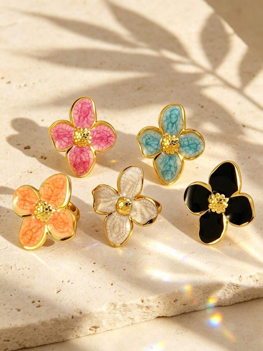 1 buah Cincin Tunggal Wanita Elegan Bergaya Stainless Steel dengan Motif Daun Semanggi, Cocok untuk Kencan/Liburan - Yellow Gold - View 1