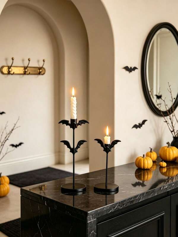 1 buah Tempat Lilin Taper Logam Bentuk Kelelawar Hitam Matte, Set Tempat Lilin Gothic Menyeramkan, Dekorasi Meja Halloween untuk Pesta Makan Malam, Kamar Tidur, Ornamen Rumah Estetika Gelap, Hadiah