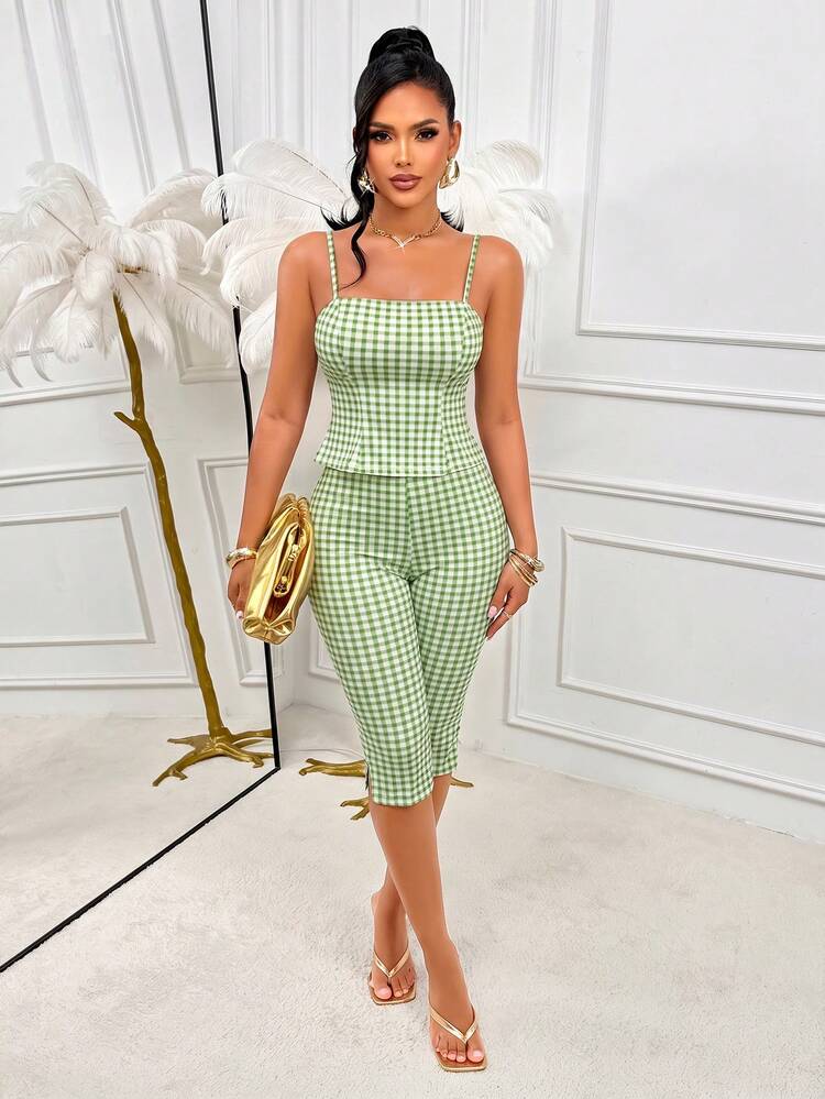 AIJ Amarilo Elegant Plaid Ruffle 2-Piece Set Women's Summer Spaghetti Strap Cropped Top + 3/4 Pants, Suitable For Casual And Party Wear - Green - View 5