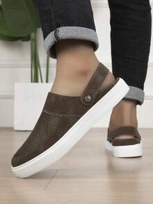 Sandalias de malla de unicolor para hombre con patchwork de microfibra, parte superior hueca y correa trasera ajustable, adecuadas para ir al trabajo, viajar, conducir y uso diario en verano - Marrón - Ver 4