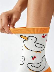 1/5/10 Pairs Women Novelty Cherry Duck Pattern Crew Socks,Soft Breathable Cute Cartoon Graphic Mid-Calf Socks,For Daily Wear&Home Outfit Matching - Multicolor - View 6