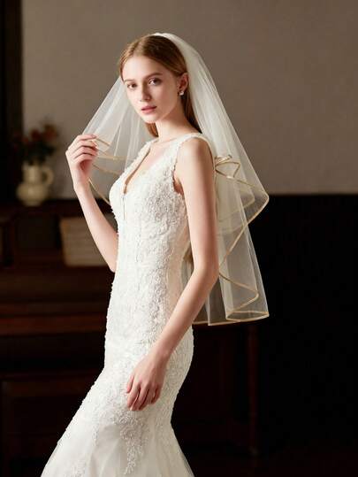 1pc Champagne Gold Woven Trim Bridal Veil, Double Layer Flip-Up Veil For Travel Photography, Thin Edge Wedding Dress Accessory With Hair Comb