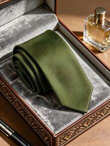 1PC Men's Fashion Solid Dark Green Diagonal Stripe Textured Versatile Necktie - Army Green - View 2