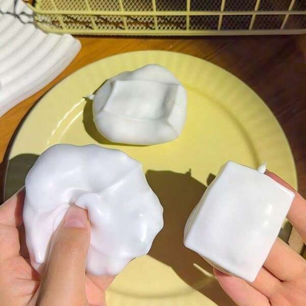 Pelota de apretar de tofu suave y crujiente hecha a mano, juguete de apretar con sonido de triturar huesos relleno de bloques de construcción, juguete ASMR controlado por voz, adecuado para aliviar el estrés de adolescentes y adultos, -Regalo de cumpleaños-Regalo de vacaciones-Regalo de fiesta, Regalo de Navidad, mejor opción de juguete de apretar, juguete de curación emocional, -Juguete ASMR controlado por voz