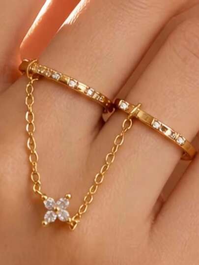 Fashionable Women's Two Finger Chain Ring Made Of Stainless Steel With Low Allergy And Exquisite Four Leaf Flower Ring, Suitable For Daily Party Wear