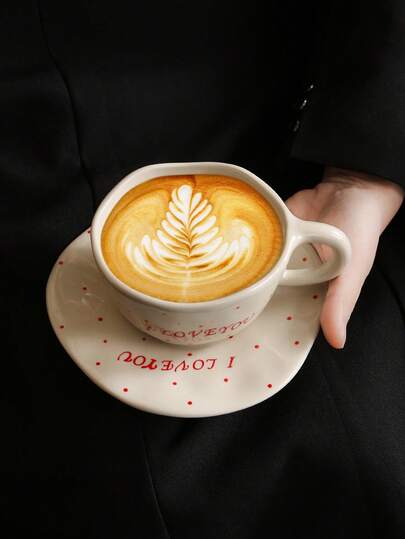 1 pieza Juego de taza de café y plato de lujo personalizado, taza y plato de cerámica con diseño de amor, adecuado para cafetería, club, hogar, regalo