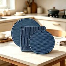 3pcs Honeycomb Texture Silicone Heat Resistant Mat Set, Non-Slip Thickened Kitchen Countertop Protection Insulation Pad, Silicone Mat Block High Temperature Resistant Prevent Countertop Burn And Scratch, Suitable For Hot Pots, Can Opening, Daily Drink Coasters Multi-Scene Accessories - Dusty Blue - View 1