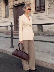 Women's Fashion Beige Woven Fabric Blazer, Front Button Design, With Pockets, Autumn/Spring New Minimalist Style Cinched Waist Apricot Blazer, Elegant OL Commute Slim Fit Flattering Blazer Jacket - Apricot - View 4