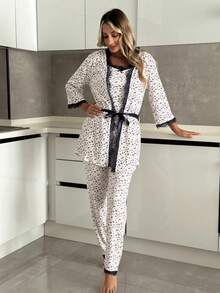 ❤️ 3-Piece Women's Lace-Trimmed Pajama Set – - White - View 2