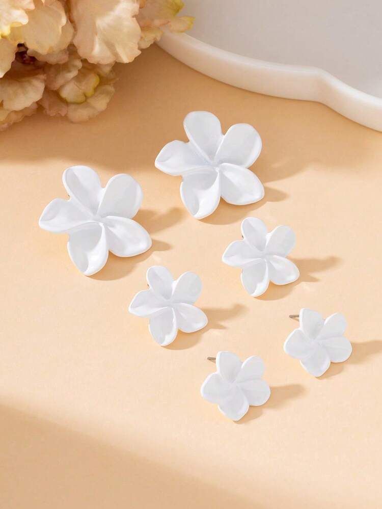 3 Pairs Summer Vacation Beach Style Romantic Elegant Exquisite Luxury Soft White Frangipani Flower Women's Stud Earrings Set, Small, Medium, Large - White - View 2