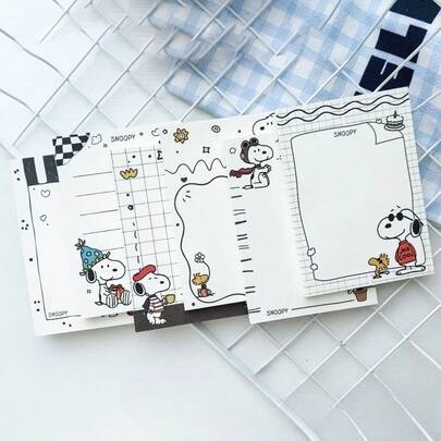 Juego de Notas Adhesivas A7 de Dibujos Animados SNOOPY PEANUTS, 6 Diseños Aleatorios de Personajes Lindos, Papel Grueso sin Manchas de Tinta, Autoadhesivo, Adecuado para Notas Diarias, Diseño de Planificador, Notas de Mensajes y talla grande, Estilo Minimalista Coreano, Se Puede Usar como Material de Planificador, Notas de Oficina, Papelería Estudiantil, Toma de Notas Personales