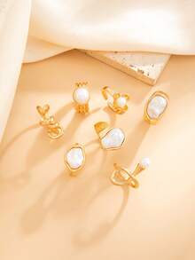 7pcs Set Asymmetrical Baroque Faux Pearl Twisted Flower Textured Open Rings, Multiple Styles Adjustable Wide Band Stackable Rings, Gentle Vintage Atmosphere Accessories, Suitable For Commute Floral Outfit, Girl Daily Wear - Gold - View 6