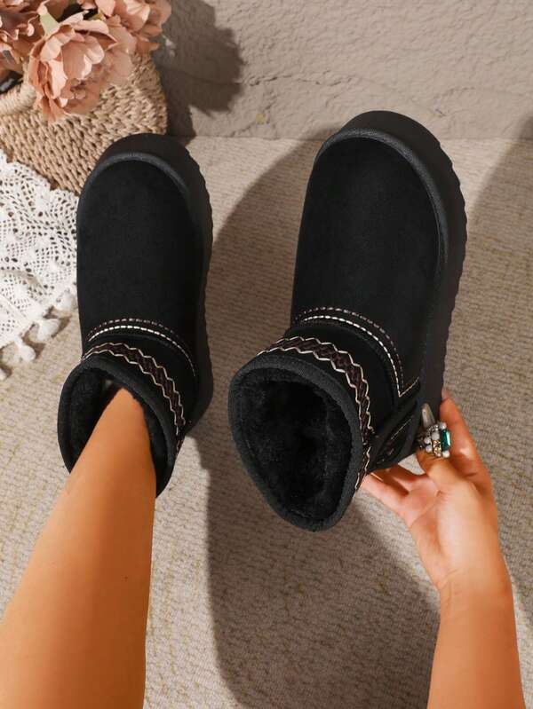Women's Winter New Vintage Fashion Elegant Solid Color Outdoor Thermal Lined Snow Boots Thick Sole Anti-Slip Ankle Boots Warm Cold-Resistant, Black Embroidery Thermal Lined Snow Boots Women's Thick Platform Slip-On Casual Low-Top Ankle Boots