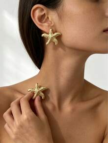 French Ins Style College Girl Gentle Soft Multi-Style Stud Earrings, Glossy Twisted Rope Wreath, Spiral Sun, Scallop, Polished Metal Texture, Daily Luxury Jewelry Comfortable For All-Day School Wear, Accessories Can Be Worn Individually Or Paired With Necklace, Bracelet, Pendant For Affordable Outfit, Suitable For Beach Vacation, Campus Daily, Wedding Banquet, Back To School Season Gift, Wedding Season Gift - Multicolor - View 4