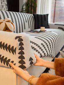 1pc 3D Full Coverage Bohemian Style Jacquard Sofa Cover, Elastic Jacquard Sofa Cover, Protects Sofa From Cat Scratch Damage, Suitable For All Seasons, Holiday Decoration Dedicated High Elasticity Full Coverage Sofa Cover, Suitable For Living Room, Bedroom, Dining Room, Outdoor, 1/2/3/4 Seater Sofa - Multicolor - View 2