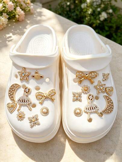 18pcs Elegant Versatile ABS Gold Rhinestone Bow & Heart Shoe Charms, DIY Detachable Moon & Star Shoe Accessories, Suitable For Clogs, Women's Sandals, Slippers, Beach Shoes, Holiday Gift